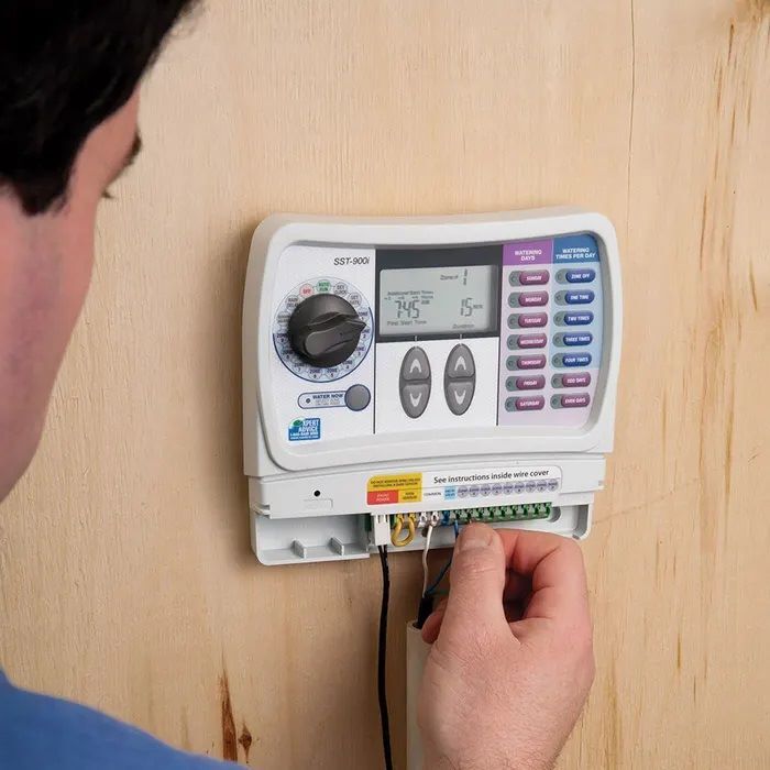 Rain Bird 9 Station Indoor Simple to Set Irrigation Timer