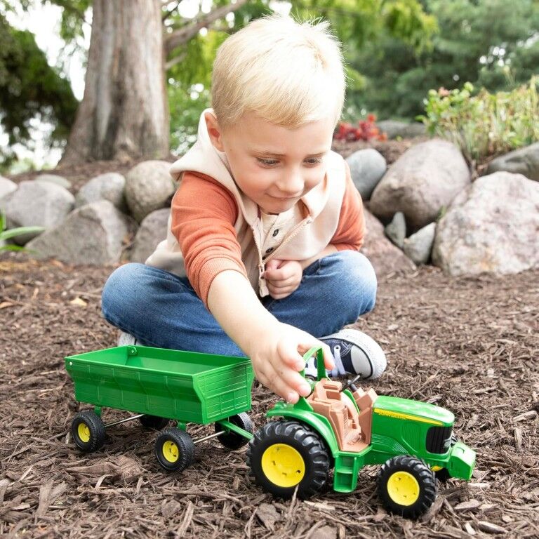 Tomy John Deere Tractor Wagon Playset, 8-In