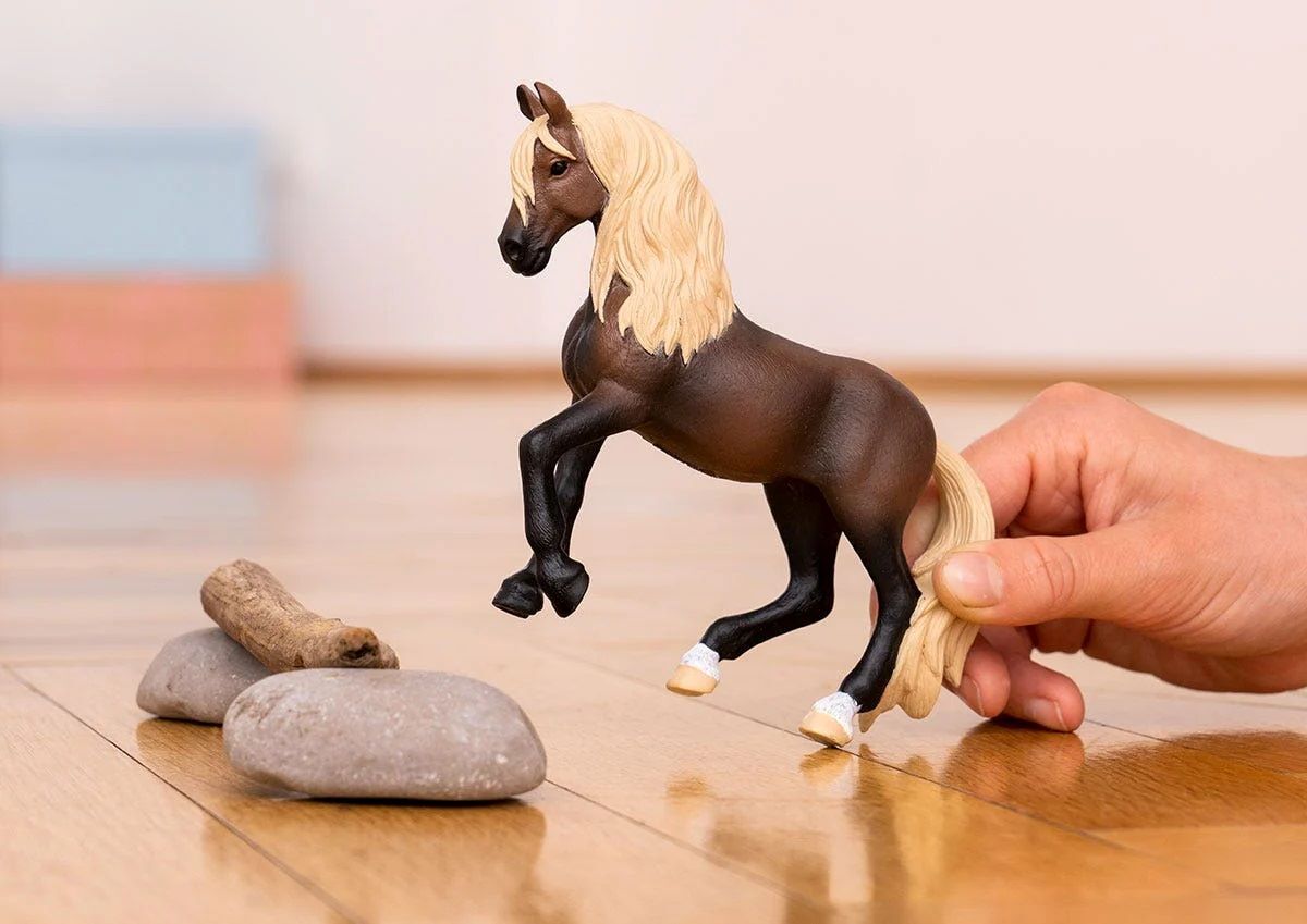 Schleich Peruvian Paso Stallion Toy