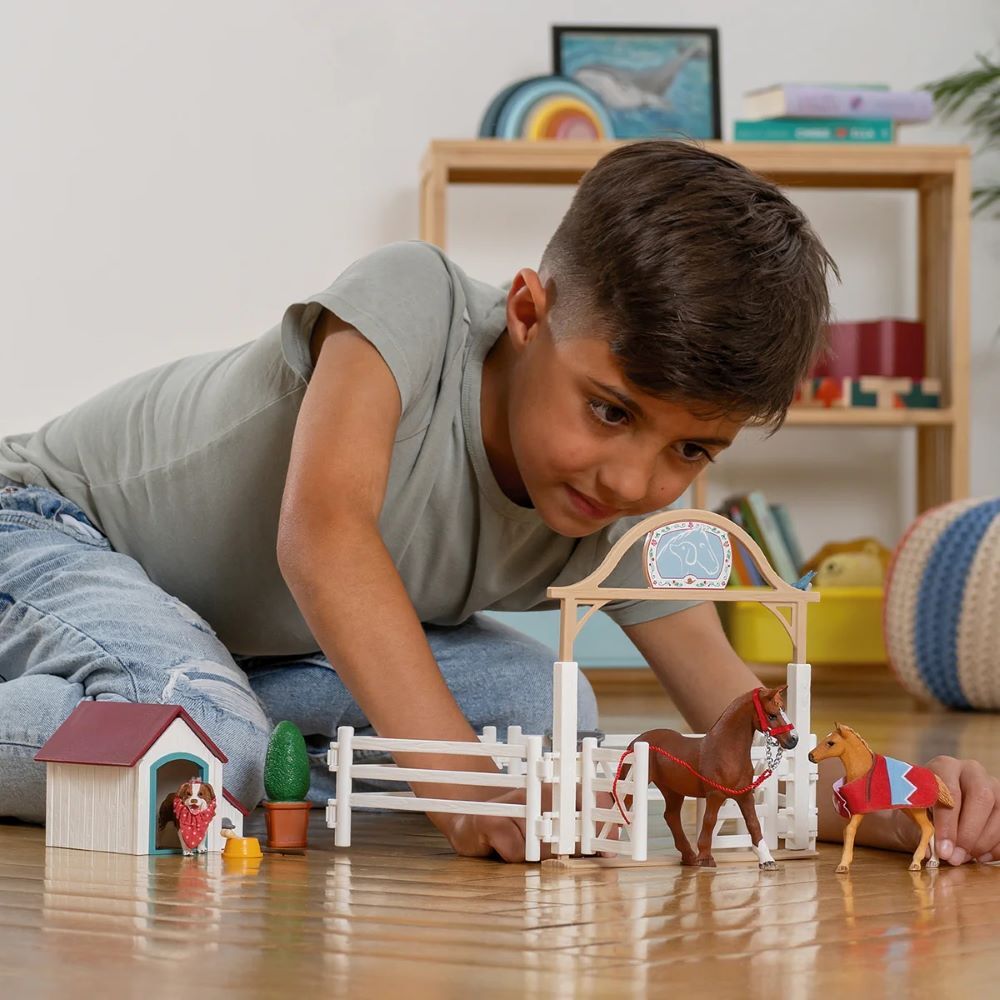 Schleich Horse Club Hannah's Gusset Horses with Ruby the Dog Toy Set