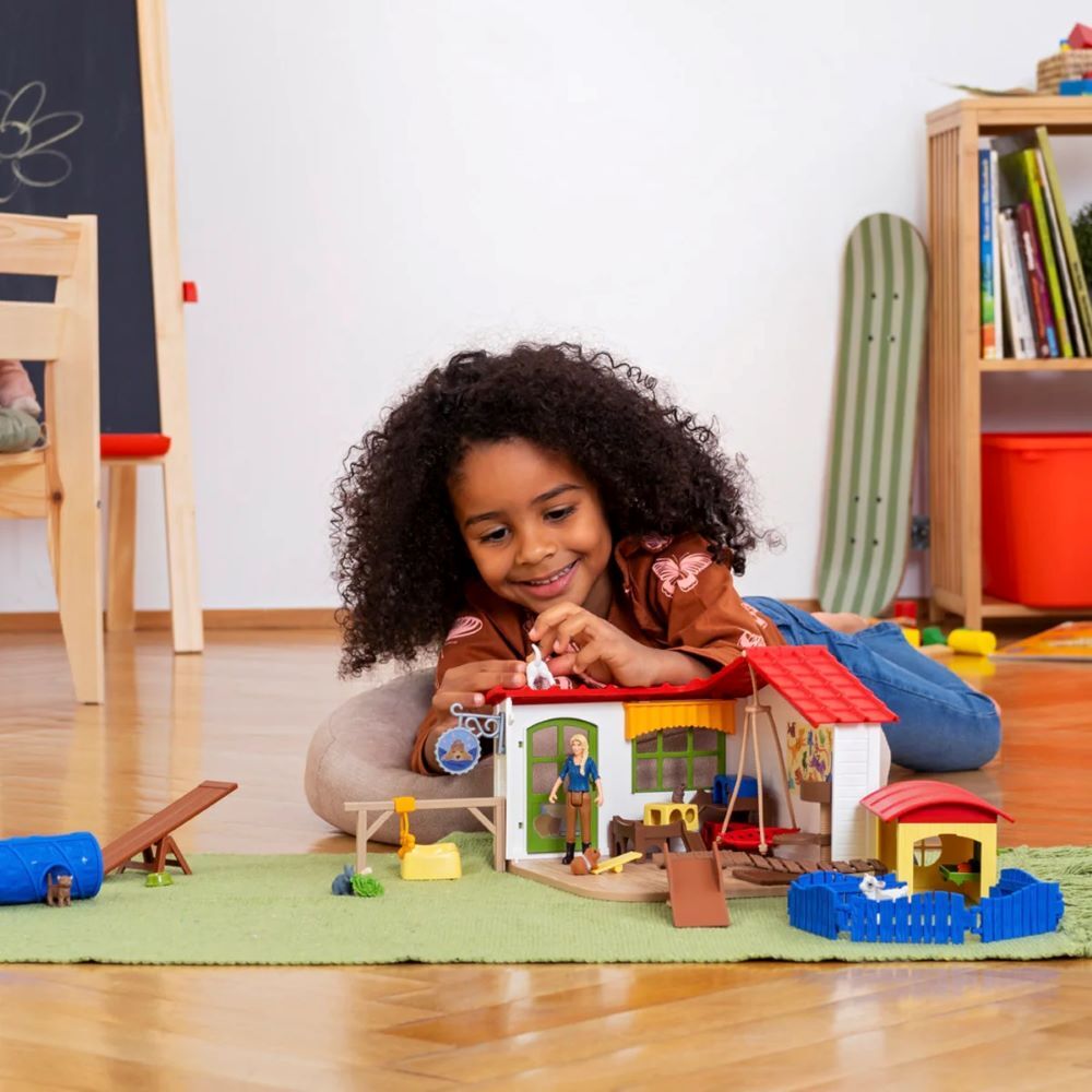 Schleich Pet Hotel Toy Set