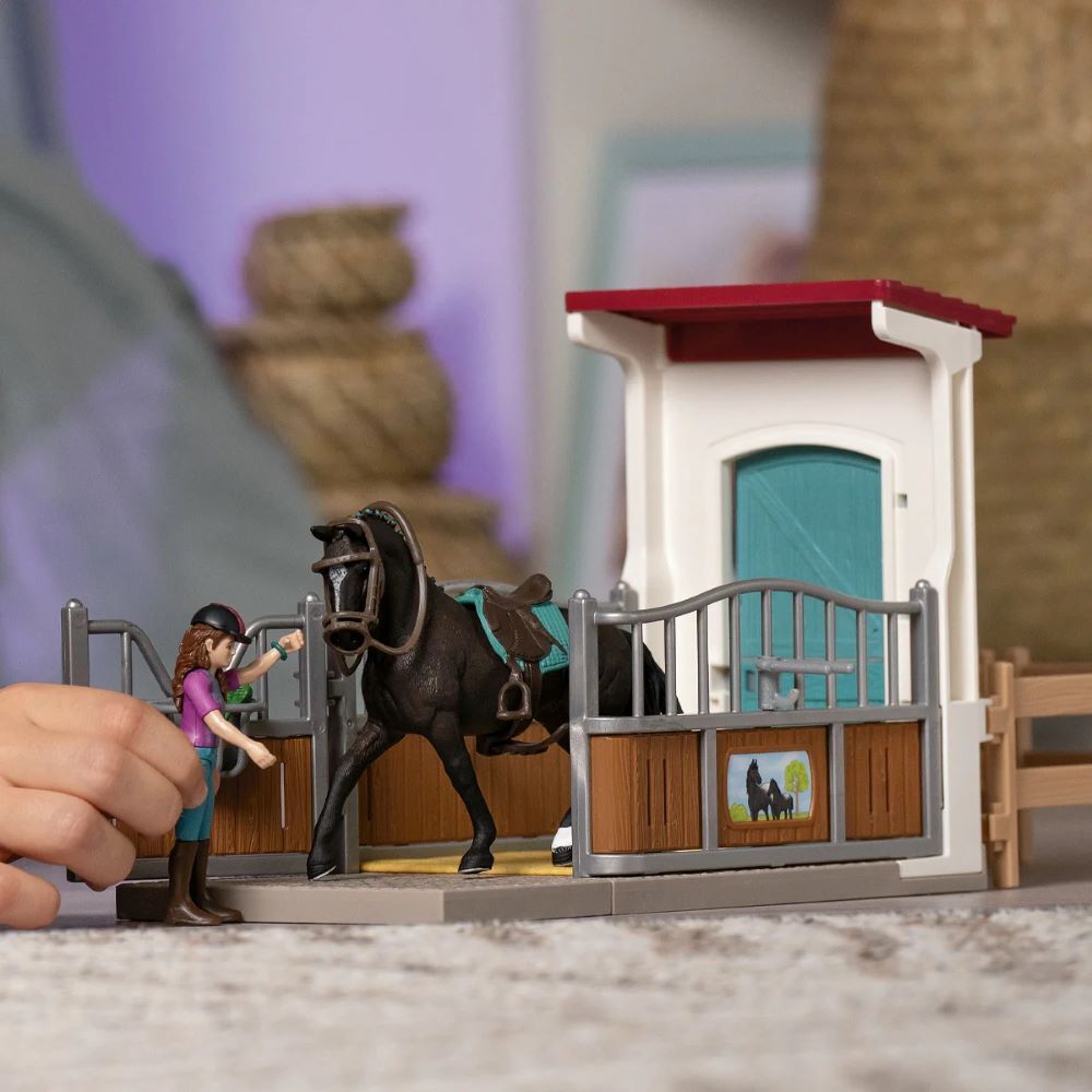 Schleich Horse Box with Horse Club Lisa & Storm Toy Set