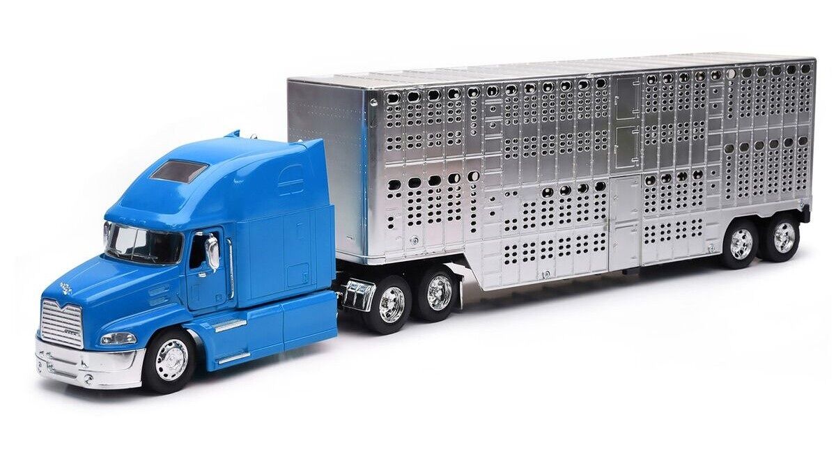 New Ray 1:32 Scale Chrome Pot Belly Livestock Truck Toy Assortment