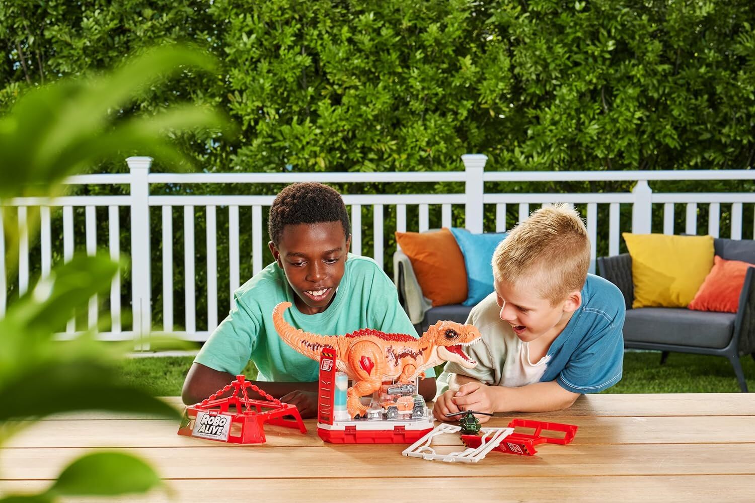 Zuru Robo Alive Dino Escape Playset