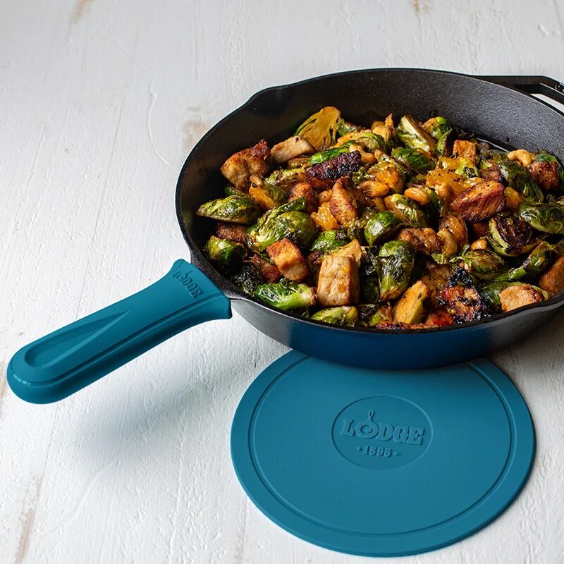Lodge Cast Iron Deluxe Ocean Blue Silicone Hot Handle Holder