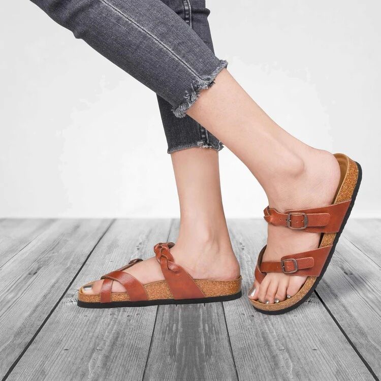 Women's Strappy Braided Sandal in Brown