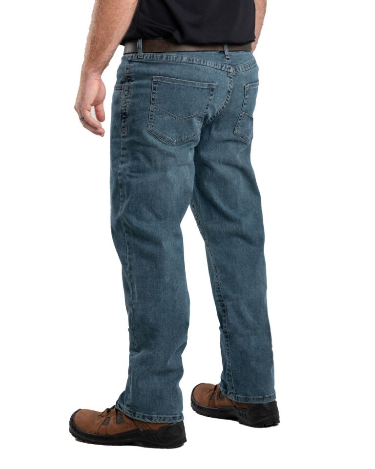 Berne Men's Highland Flex Relaxed Fit Bootcut Jean 