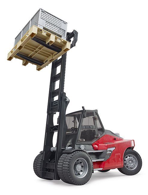 Bruder Linde HT160D Stacker with Ballet and 3 Pallet Cages Toy Set