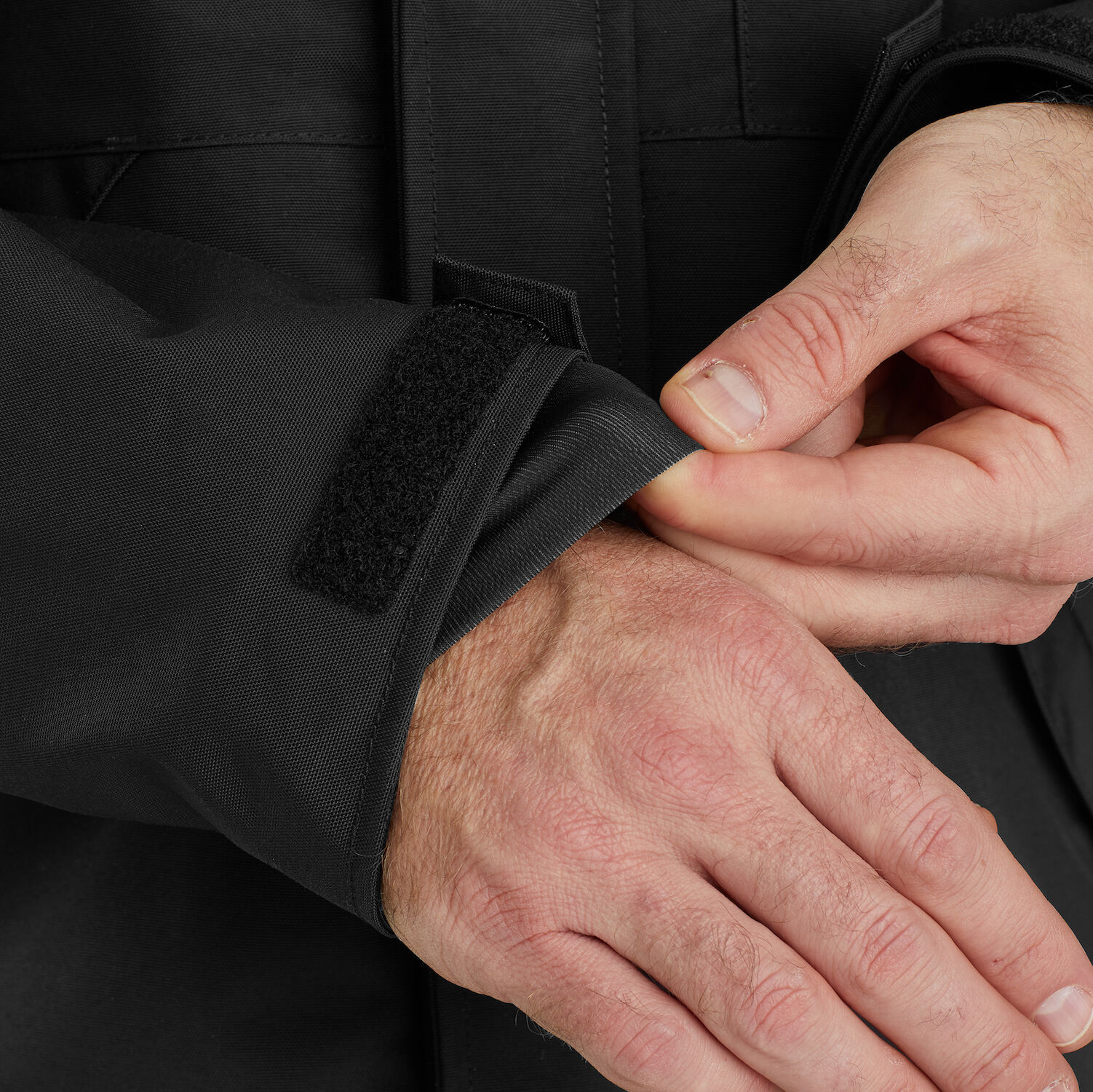 Carhartt Men's Storm Defender® Loose Fit Heavyweight Jacket in Black