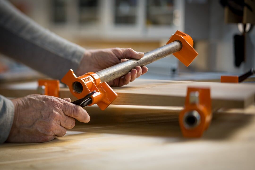 Pony Classic Pipe Clamp Fixture For 3/4-In Black Pipe