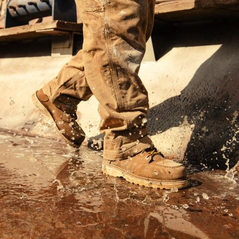 Danner Men's Cedar River 6-In Waterproof Boot in Brown