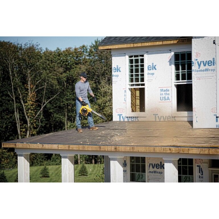 DEWALT FlexVolt 60-V Max Battery Powered Handheld Blower Kit