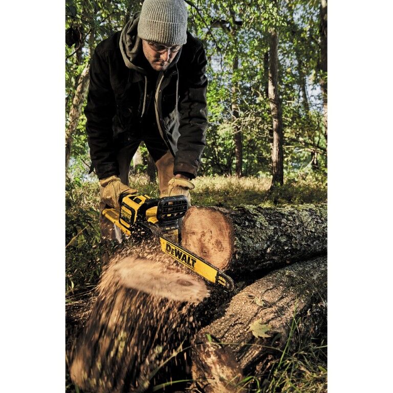 DEWALT 60-V Max FlexVolt 16 in. Battery Powered Brushless Chainsaw Kit