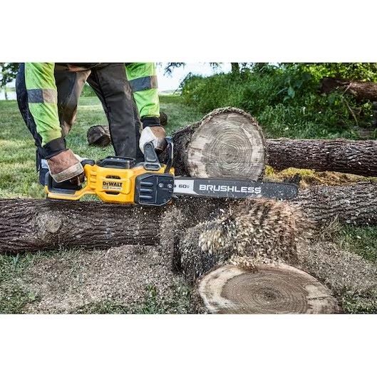 DEWALT 60V Max Brushless Cordless Chainsaw (Tool Only), 20-In