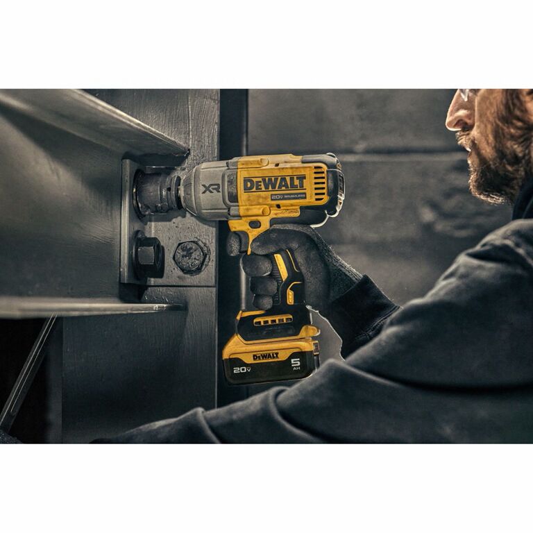 DEWALT 20-V Max XR High Torque Hog Ring Anvil Impact Wrench Kit, 1/2-In