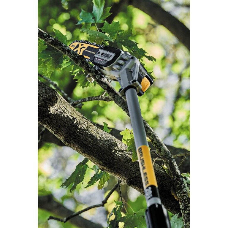 DEWALT 20-V Max XR 8 in. Battery Powered Brushless Pole Saw Kit