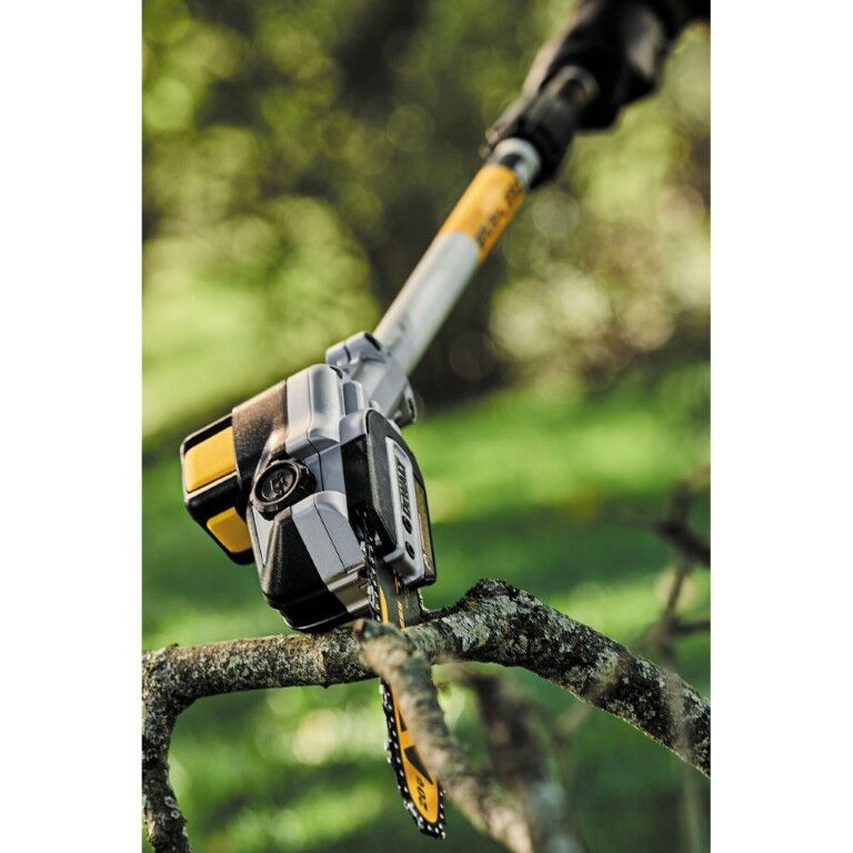 DEWALT 20-V Max XR 8 in. Battery Powered Brushless Pole Saw Kit