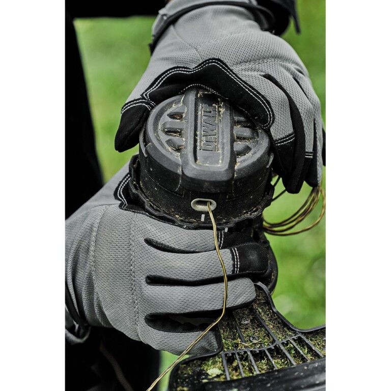 DEWALT 20-V Max Battery Powered Brushless Folding String Trimmer, 14 in. (Tool Only)