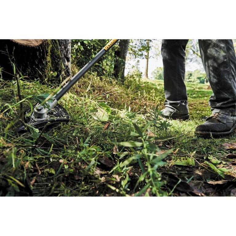 60V MAX* 17-In Brushless Attachment Capable String Trimmer Kit