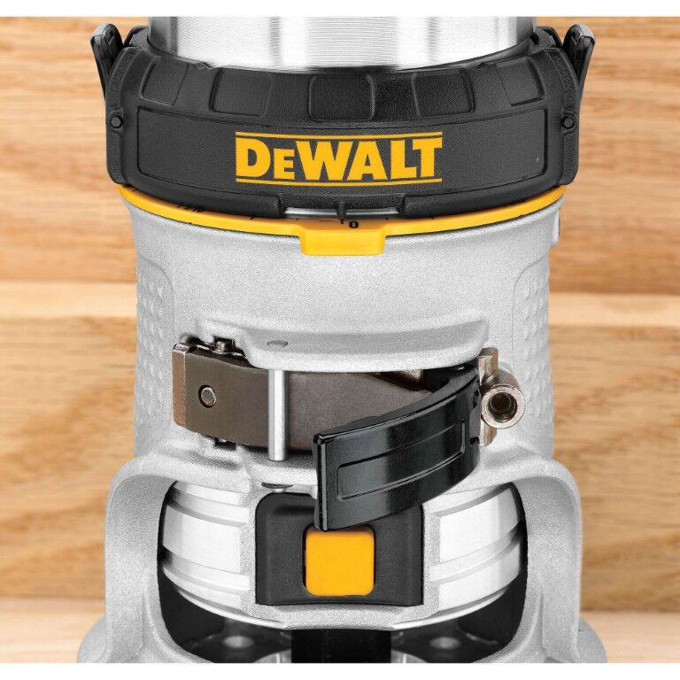 DEWALT 1.25-HP Max Torque Variable Speed Compact Corded Router