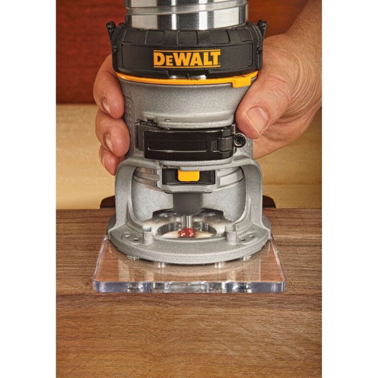 DEWALT 1.25-HP Max Torque Variable Speed Compact Corded Router