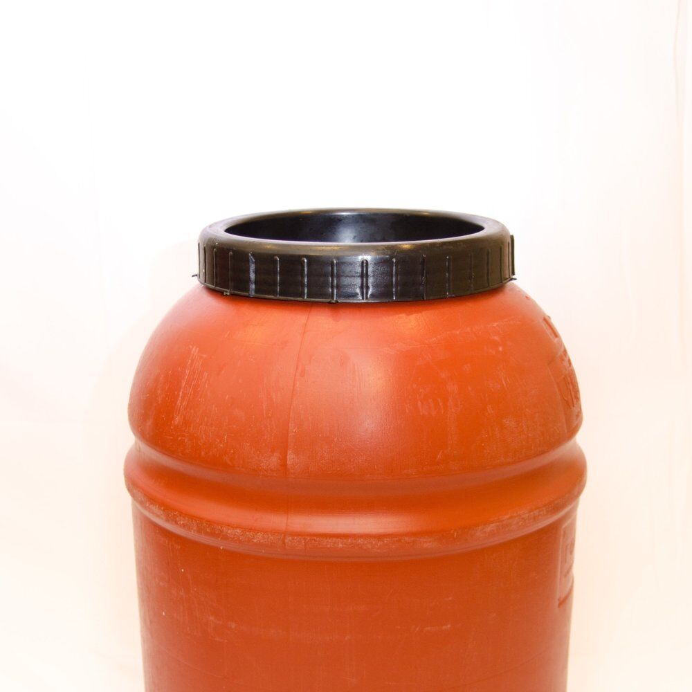 Eagle Peak Red Used Spigoted Poly Screw Top Barrel, 50-Gal