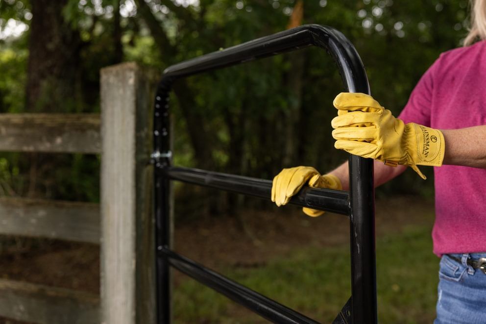 Behlen Country Gray The Heritage Round Corner Gate, 16-Ft x 50-In