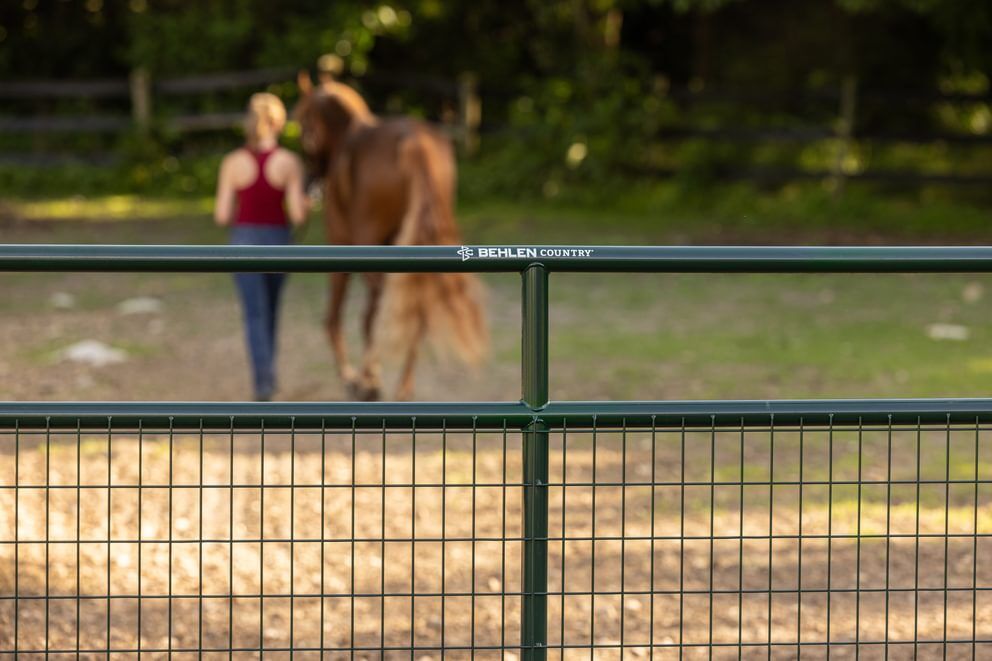 Behlen Country Green Frontier Max Gate, 14-Ft x 50-In