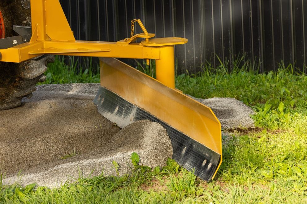 Behlen Country Grader Blade, 7-Ft