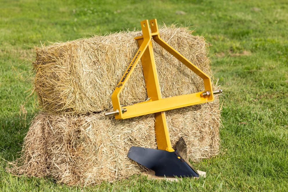 Behlen Country Middle Buster