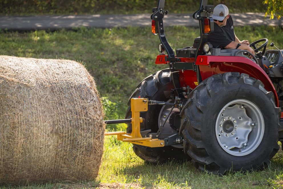 Behlen Country 3-Point Heavy-Duty Bale Spear, 2000-Lb