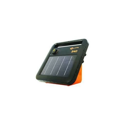 Gallagher S40 Solar Charger / 25 miles / 80 acres