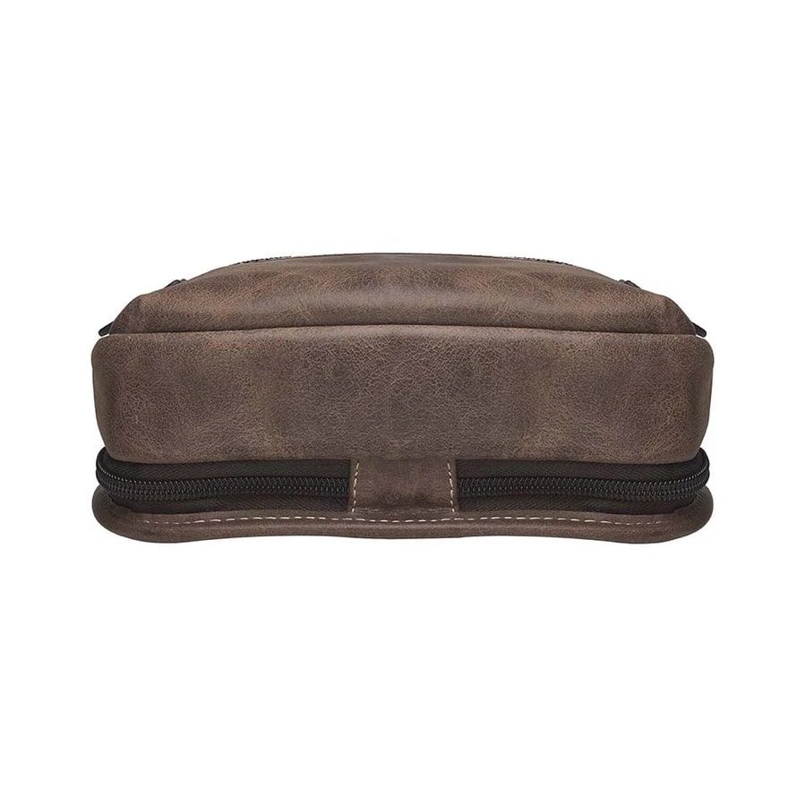 Gun Tote'N Mamas Women's Sling Backpack in Distressed Vintage Brown