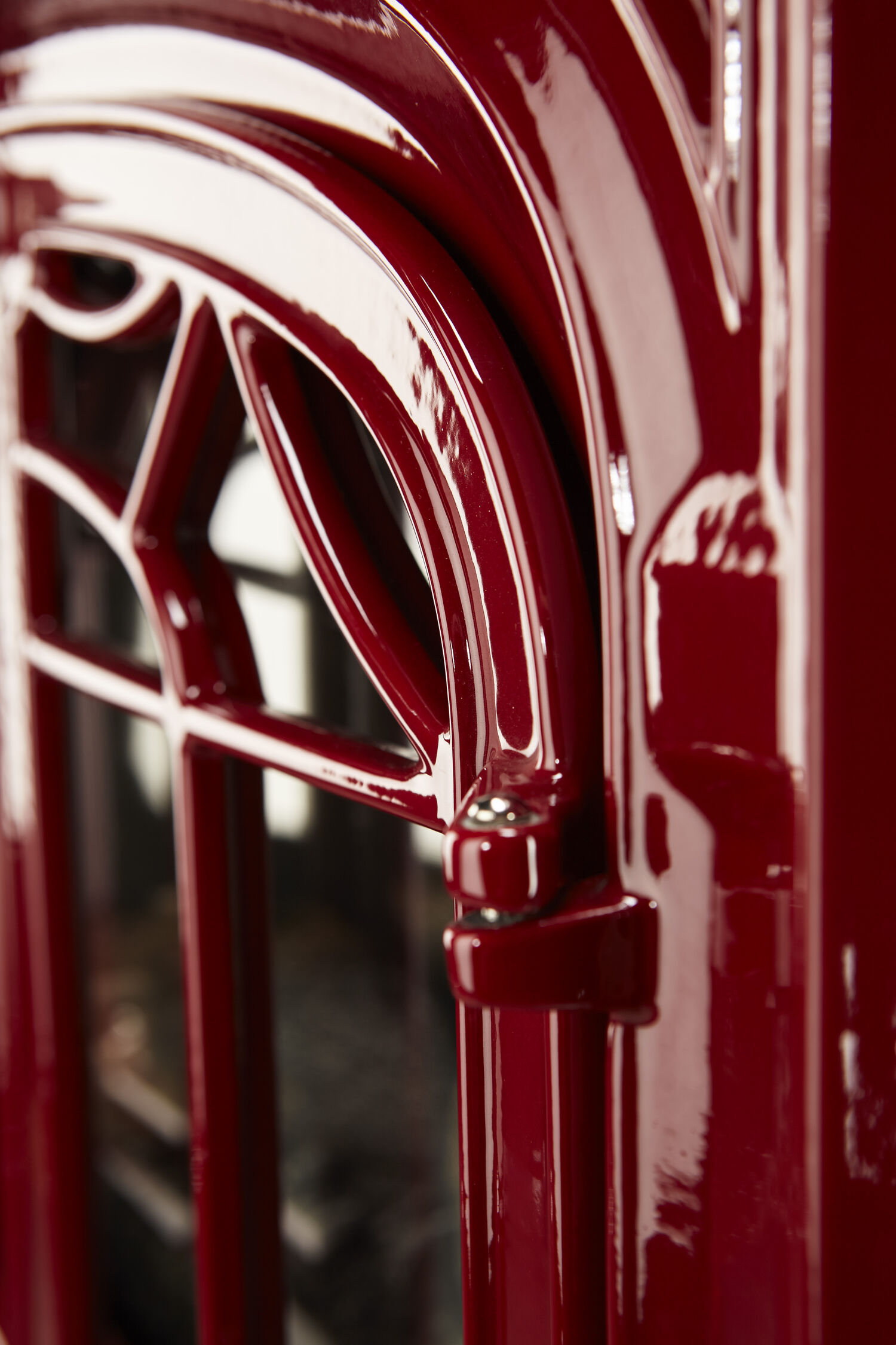 Vermont Castings Radiance Direct Vent Gas Stove In Bordeaux Enamel