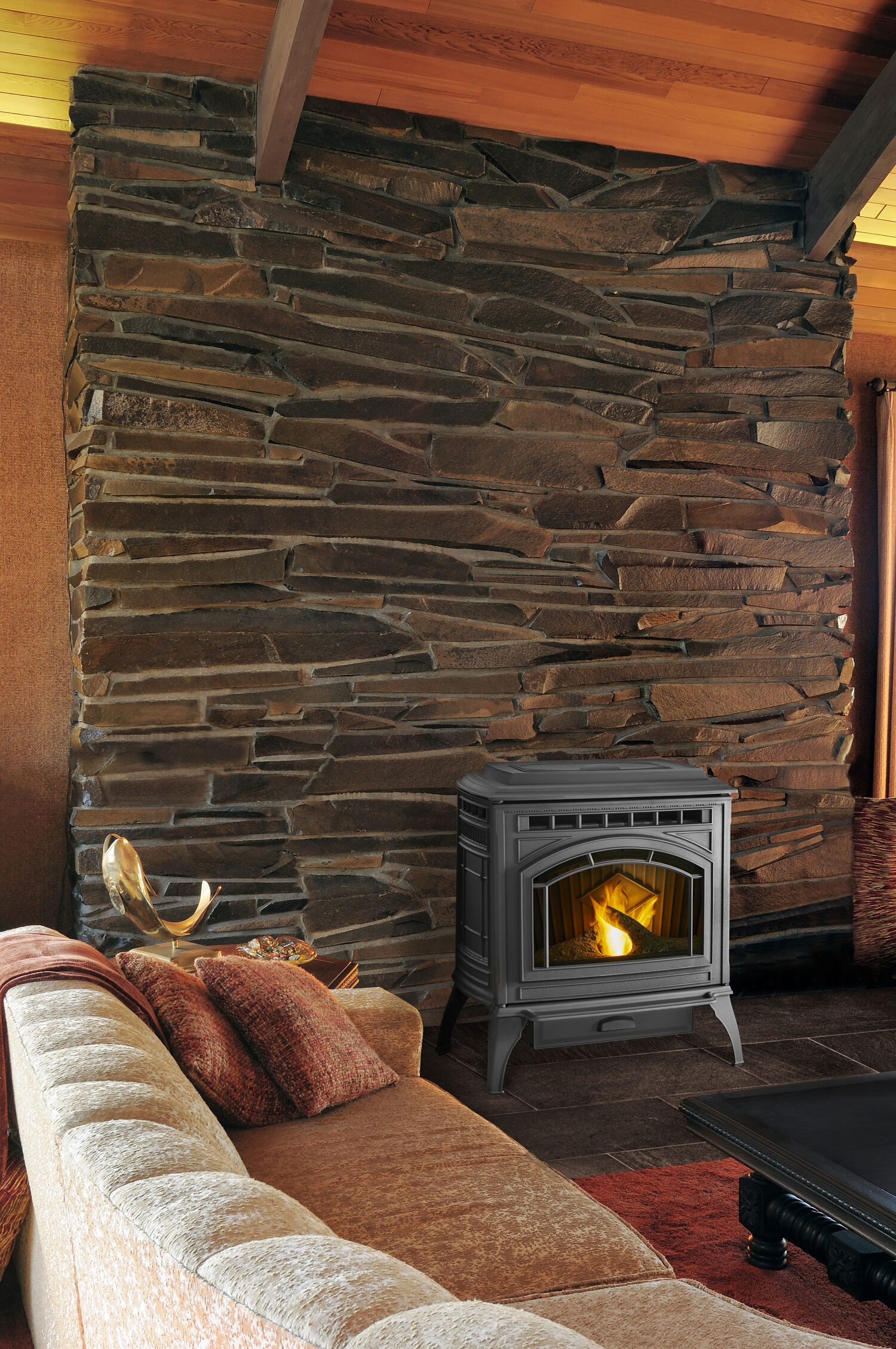 Quadra-Fire Trekker Cast Iron Pellet Stove In Black