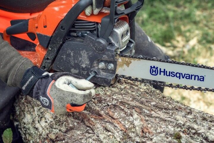 Husqvarna 135 Mark II 16 in. Gas Chainsaw