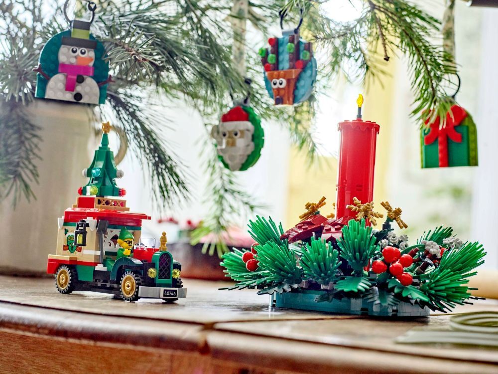 LEGO Santa's Delivery Truck