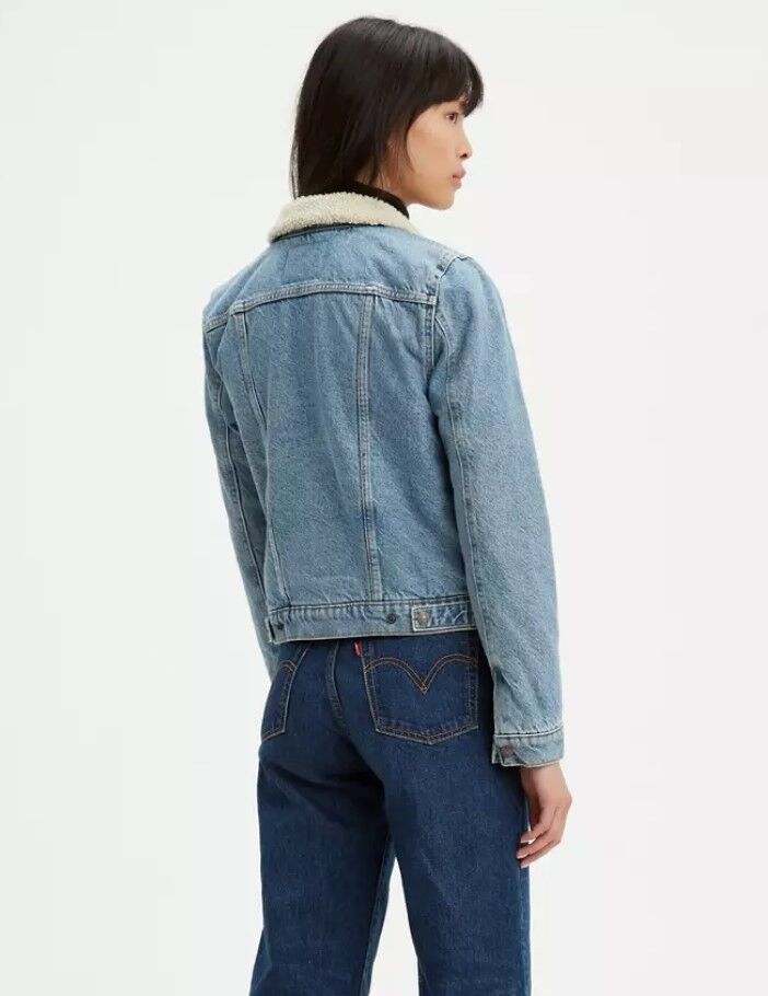 Levi's Women's Original Sherpa Trucker Jacket
