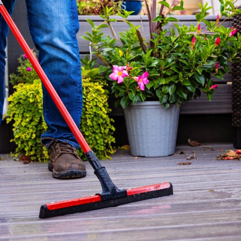 Libman Flex-Blade Floor Squeegee, 18-In