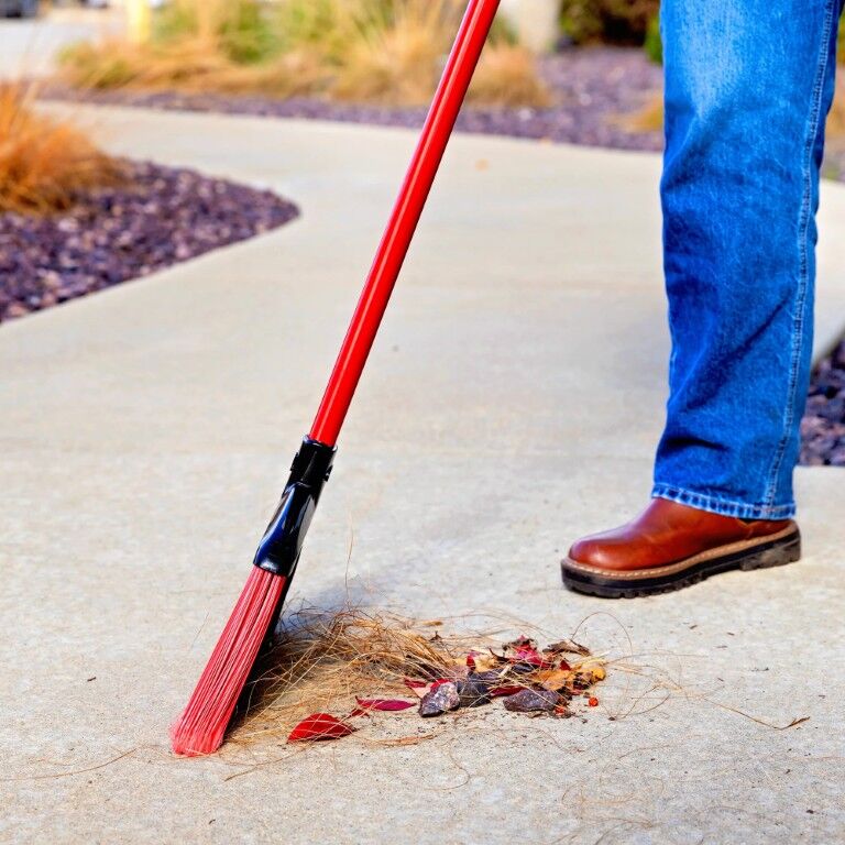 Libman Indoor/Outdoor Angle Broom