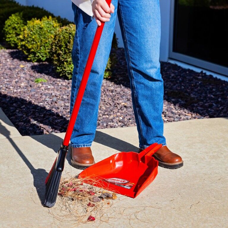 Libman Indoor/Outdoor Angle Broom