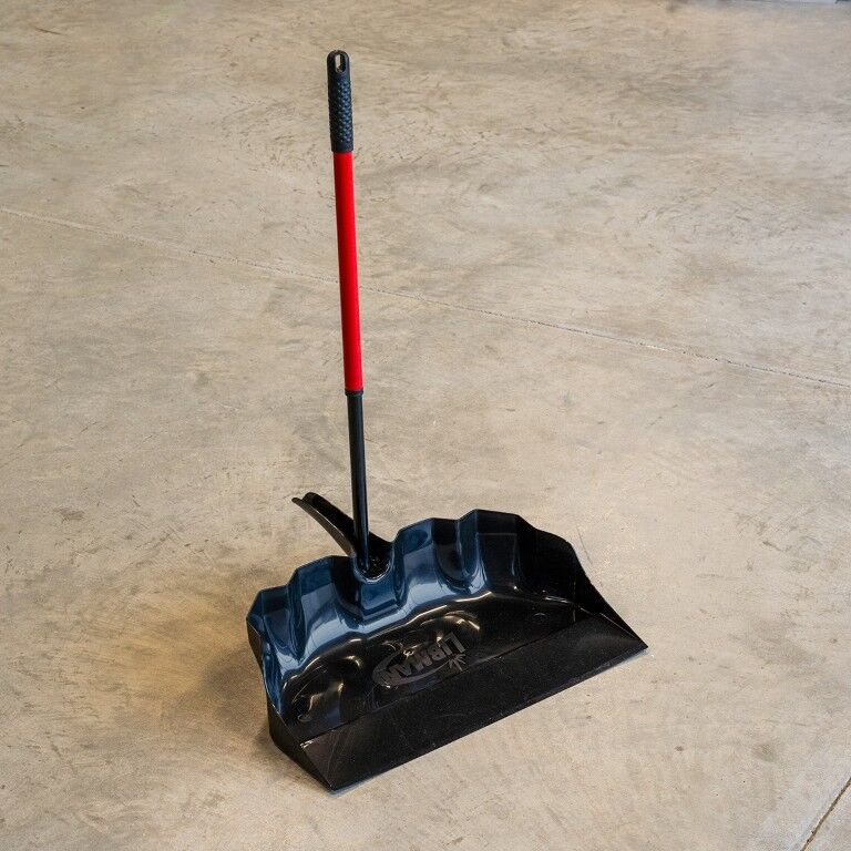 Libman #929 Outdoor Scoop