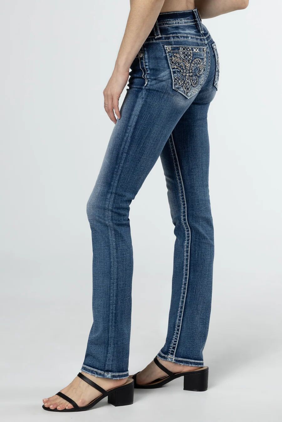 Miss Me Women's Fleur Glass Straight Jeans in Medium Wash