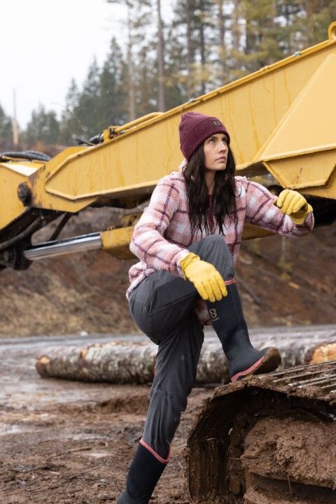 Noble Outfitters Men's Knitted Cuffed Beanie in Port