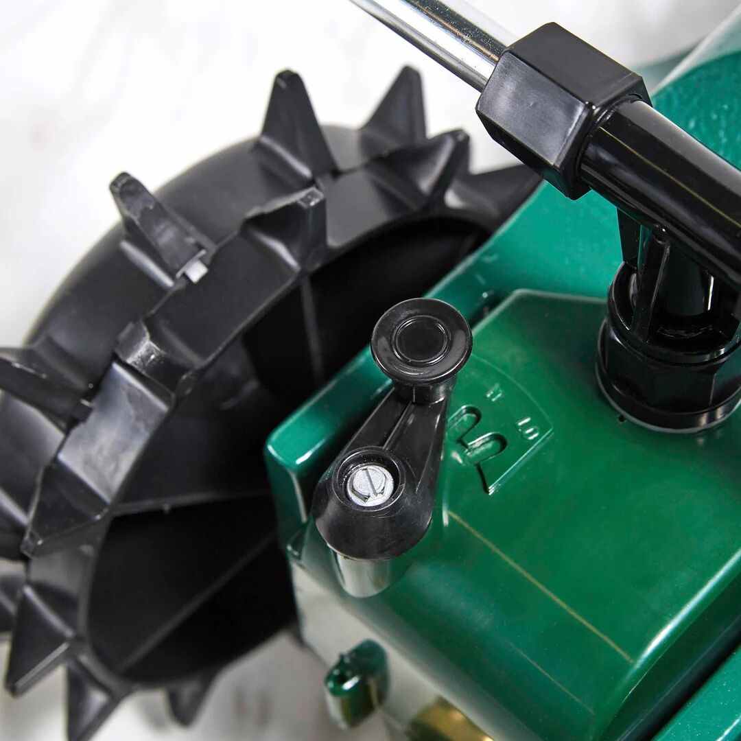 Orbit Traveling Tractor 360° Pattern Sprinkler, 27.5-Ft