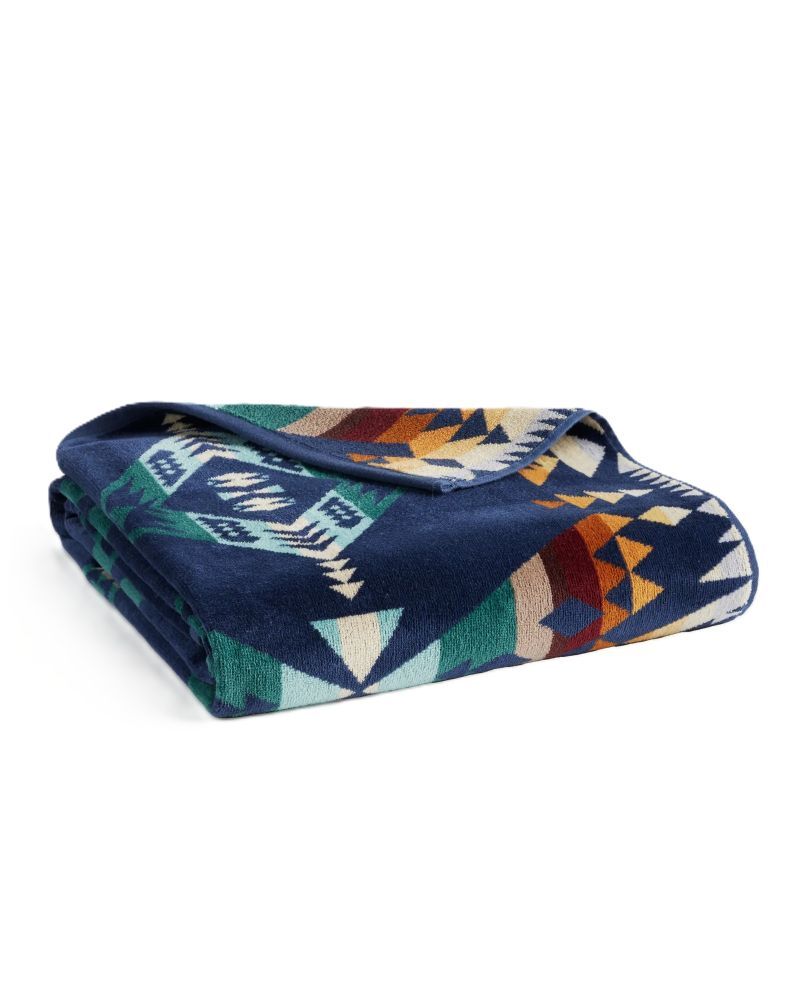 Pendleton Diamond Peak Spa Towel
