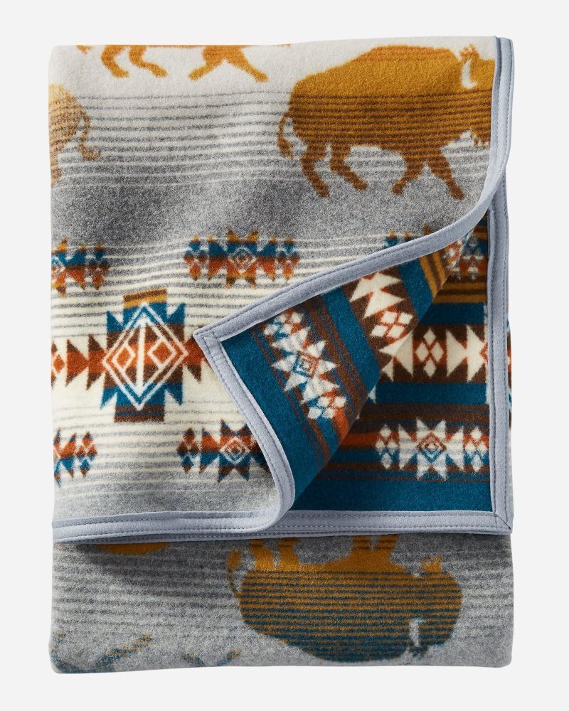 Pendleton Prairie Rush Hour Grey Buffalo Throw