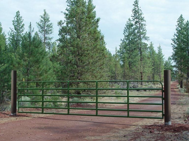Powder River Heavy Duty Classic Gates with Latch, 3-Ft X 52-In