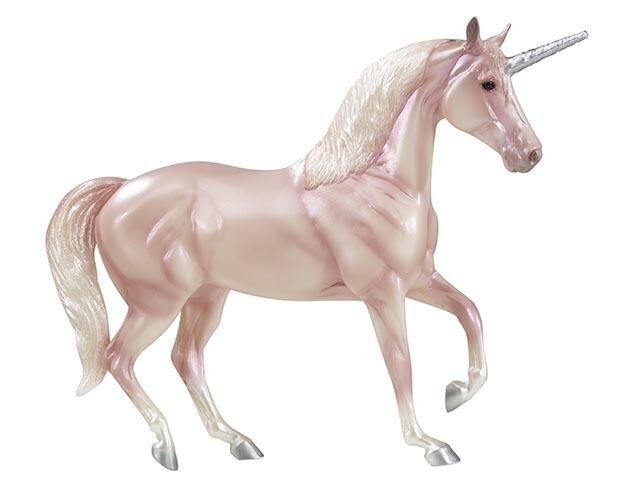 Breyer Freedom Series (Classics) Aurora Unicorn Model Horse Toy 62059