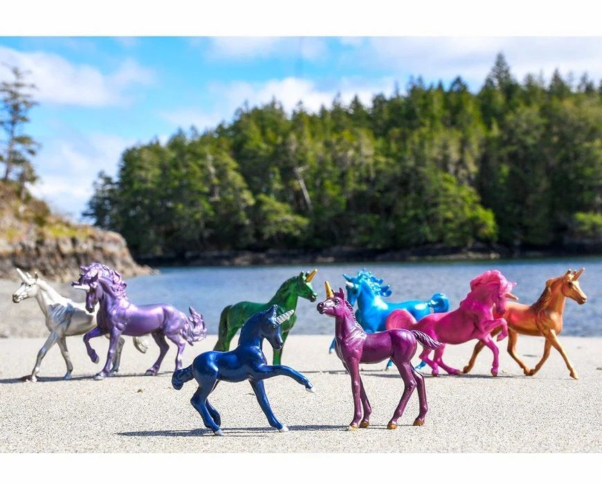 Breyer Sparkling Splendor Deluxe Toy Unicorn Collection